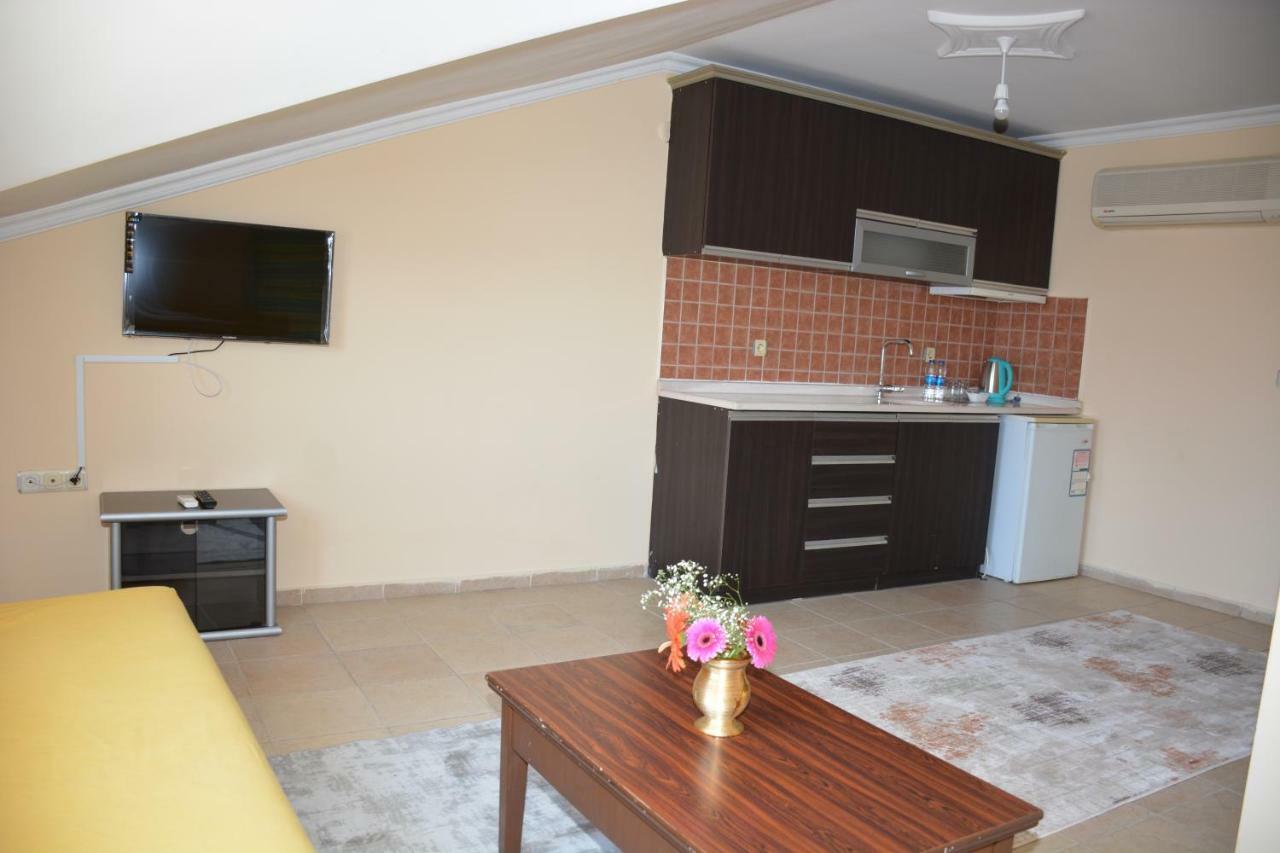 Bahçelı Famıly Otel Antália Exterior foto