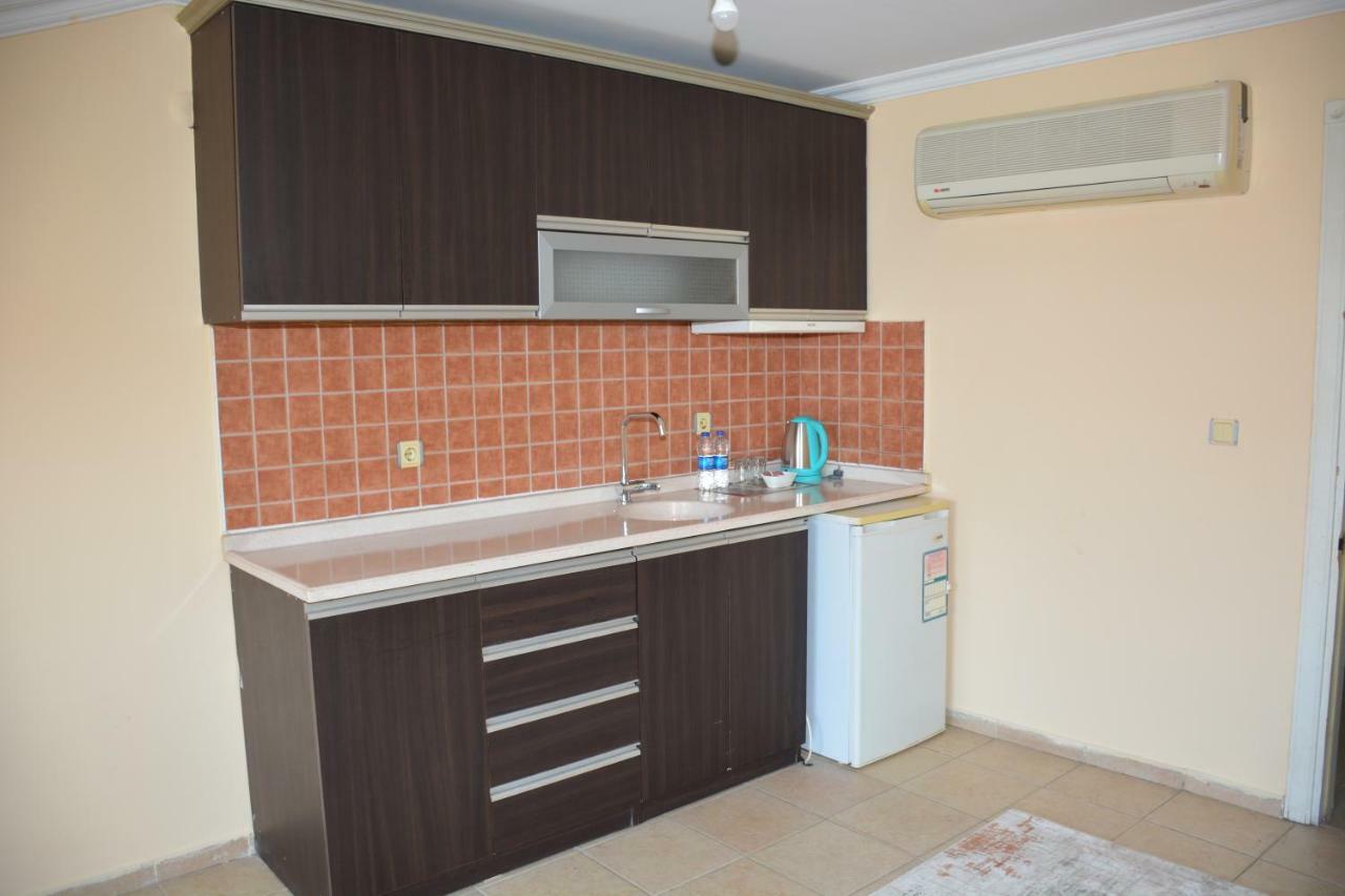 Bahçelı Famıly Otel Antália Exterior foto
