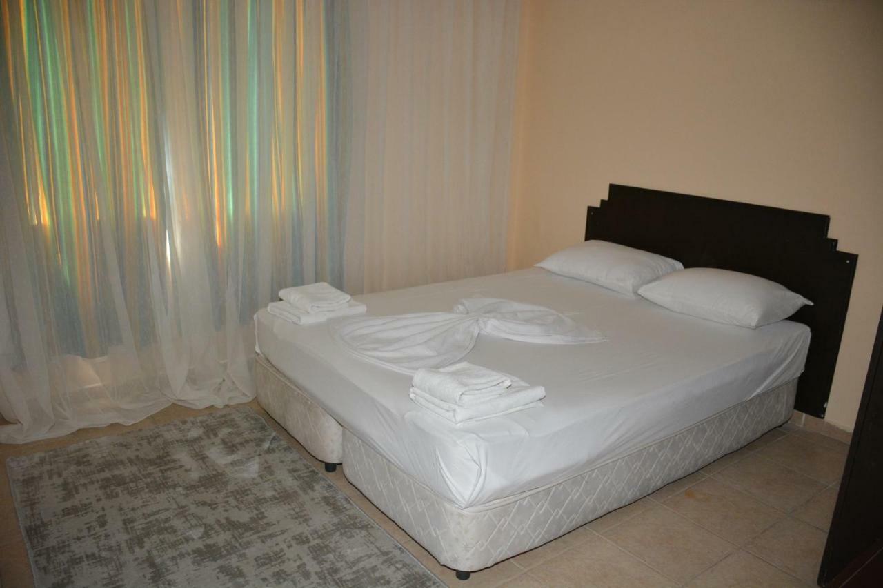 Bahçelı Famıly Otel Antália Exterior foto